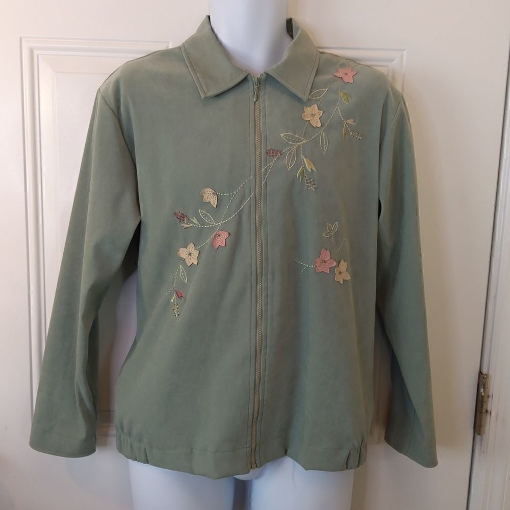 Teddi vintage green long sleeve jacket with appliques, beading, an embroidery